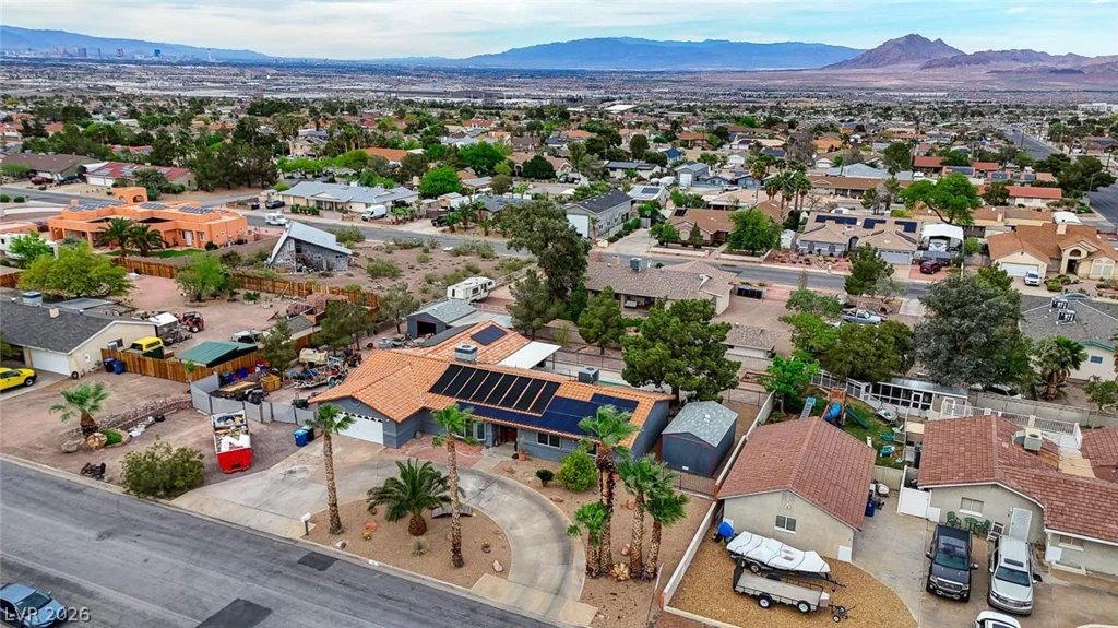 120 Middleton, Henderson, NV 89015