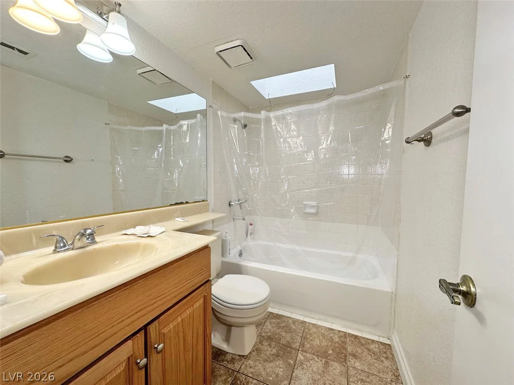 2205 Sun, North Las Vegas, NV 89030