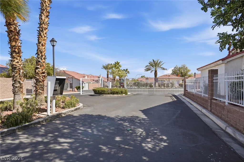 7751 Top Hat, Las Vegas, NV 89113