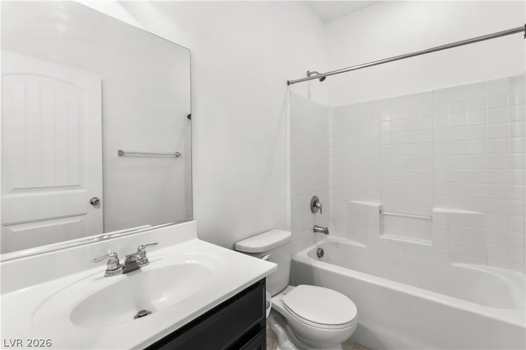 7732 Pyrenees Park, Las Vegas, NV 89113