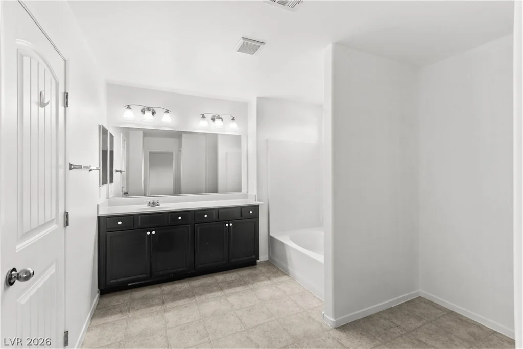 7732 Pyrenees Park, Las Vegas, NV 89113