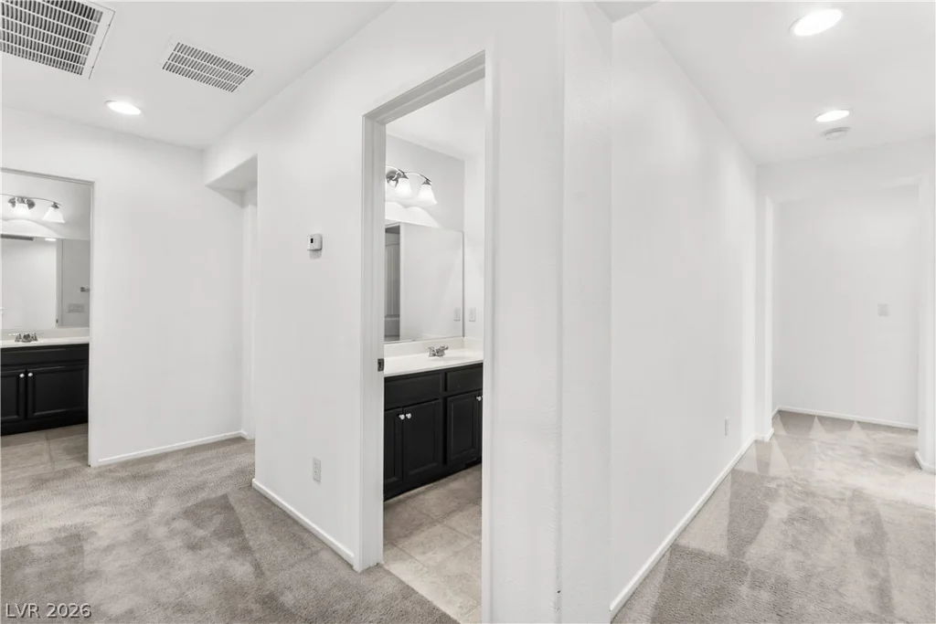 7732 Pyrenees Park, Las Vegas, NV 89113