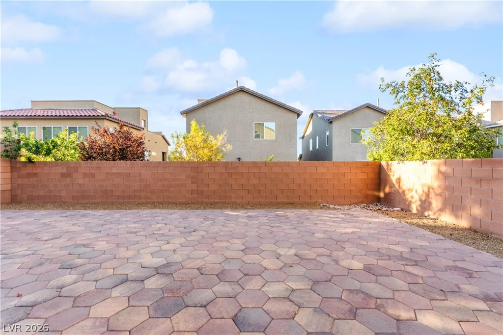 7732 Pyrenees Park, Las Vegas, NV 89113