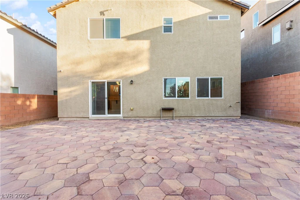 7732 Pyrenees Park, Las Vegas, NV 89113