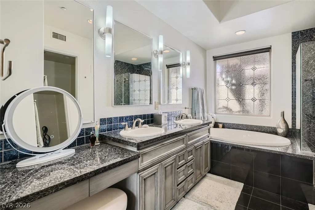 20 Via Mantova, Henderson, NV 89011