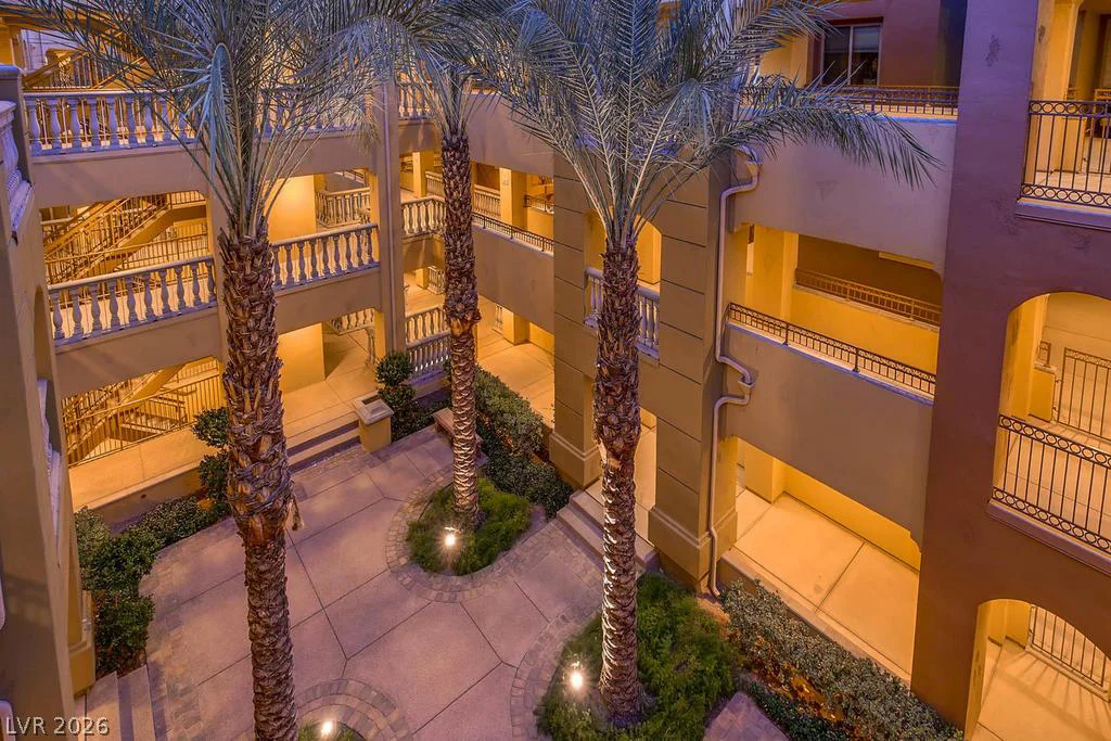 20 Via Mantova, Henderson, NV 89011