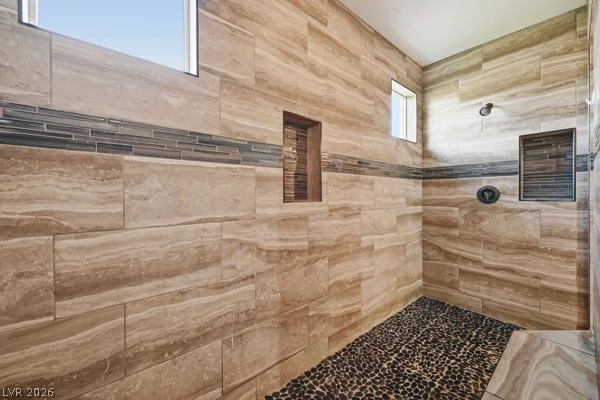 7275 Hinson, Las Vegas, NV 89118