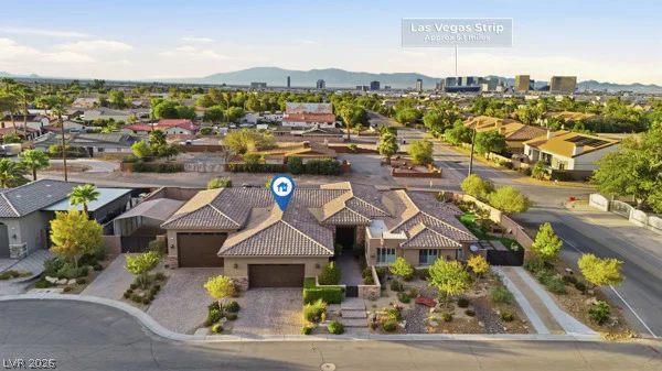 7275 Hinson, Las Vegas, NV 89118