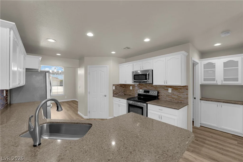 6711 Longmeadow, Pahrump, NV 89061