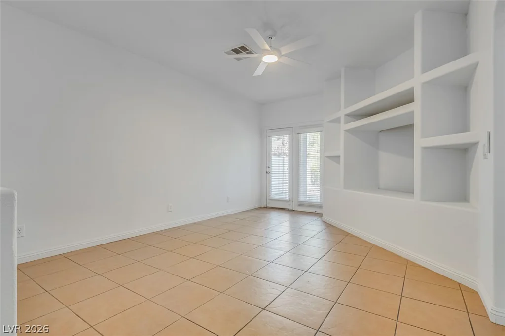 9182 Sunken Meadow, Las Vegas, NV 89178