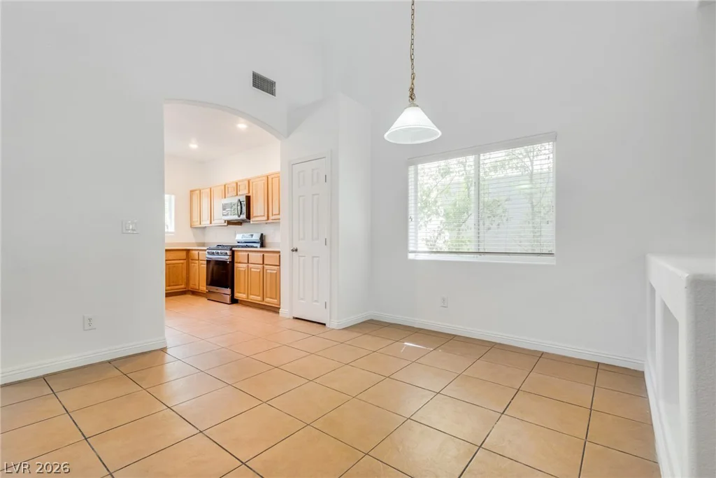 9182 Sunken Meadow, Las Vegas, NV 89178