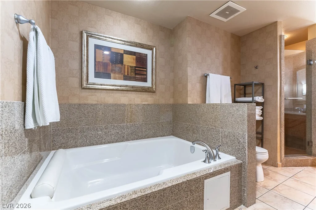 211 Flamingo, Las Vegas, NV 89169