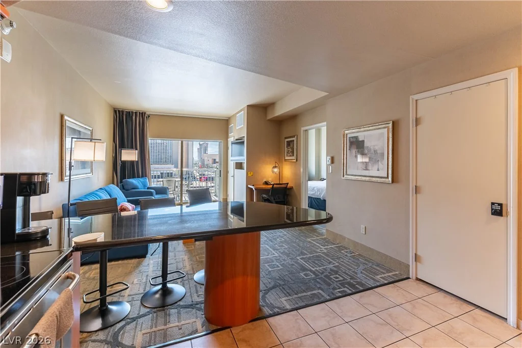 211 Flamingo, Las Vegas, NV 89169