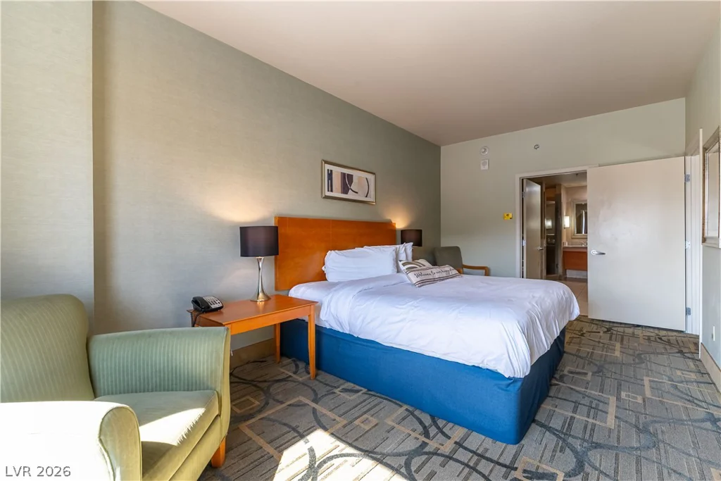 211 Flamingo, Las Vegas, NV 89169