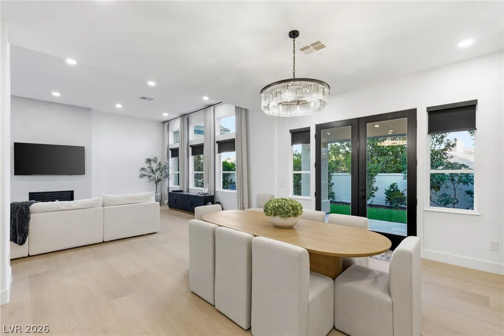 720 Sir James Bridge, Las Vegas, NV 89145