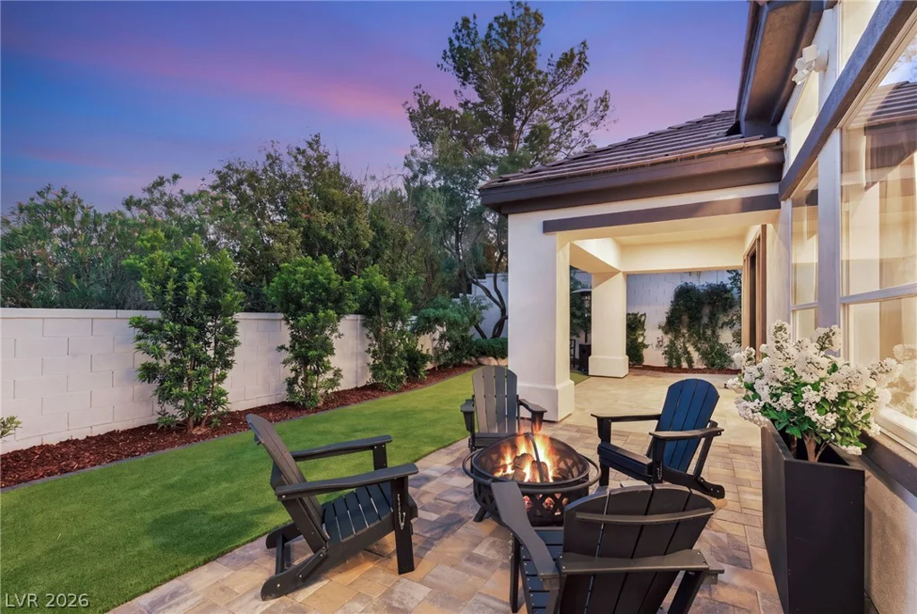 720 Sir James Bridge, Las Vegas, NV 89145