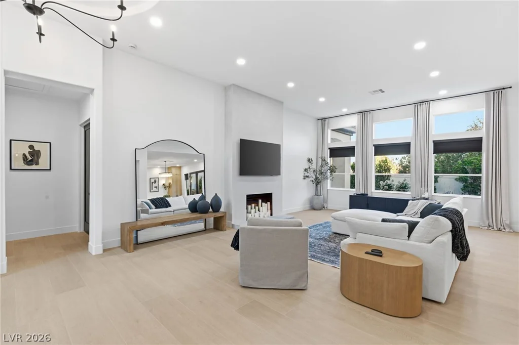 720 Sir James Bridge, Las Vegas, NV 89145