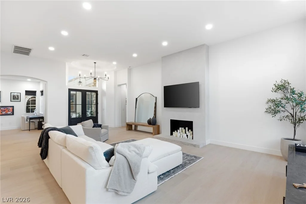 720 Sir James Bridge, Las Vegas, NV 89145