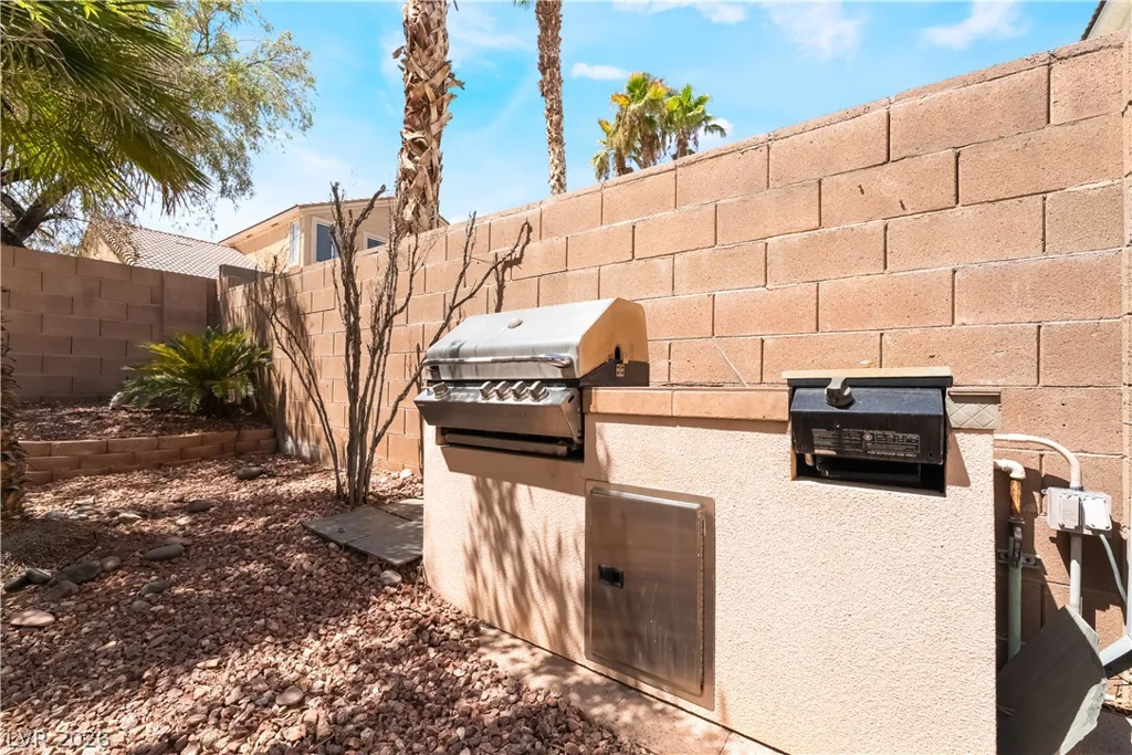5791 Magini, Las Vegas, NV 89141
