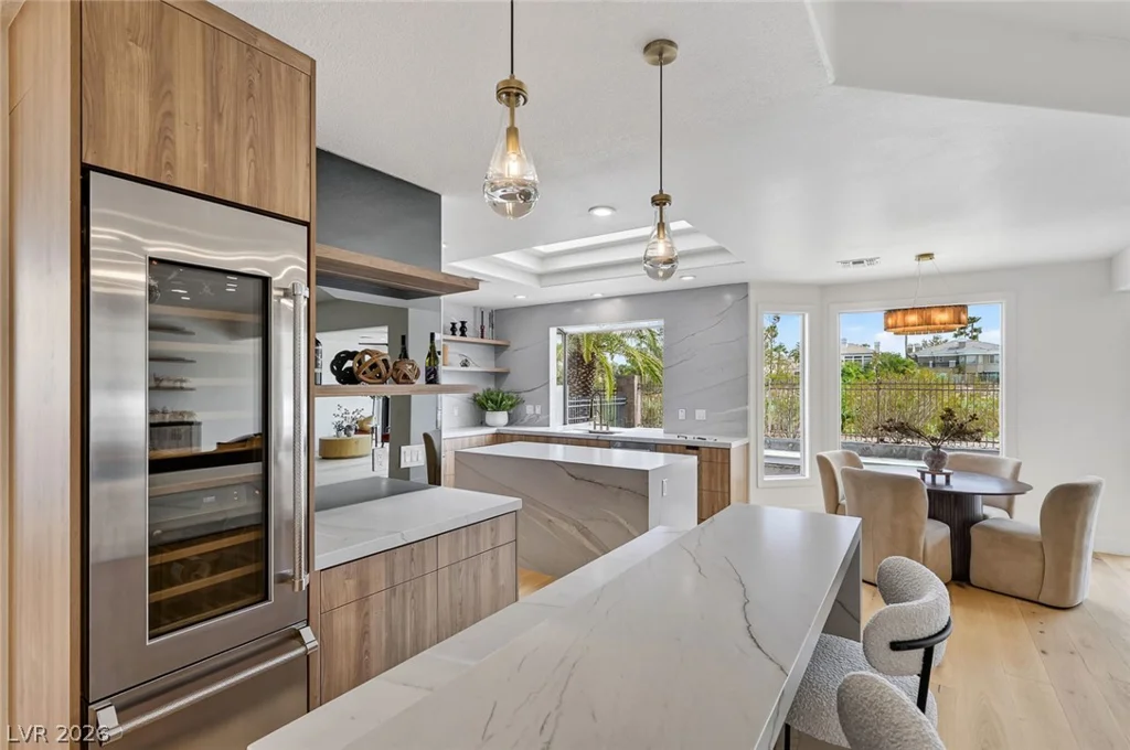 1900 Glenview, Las Vegas, NV 89134