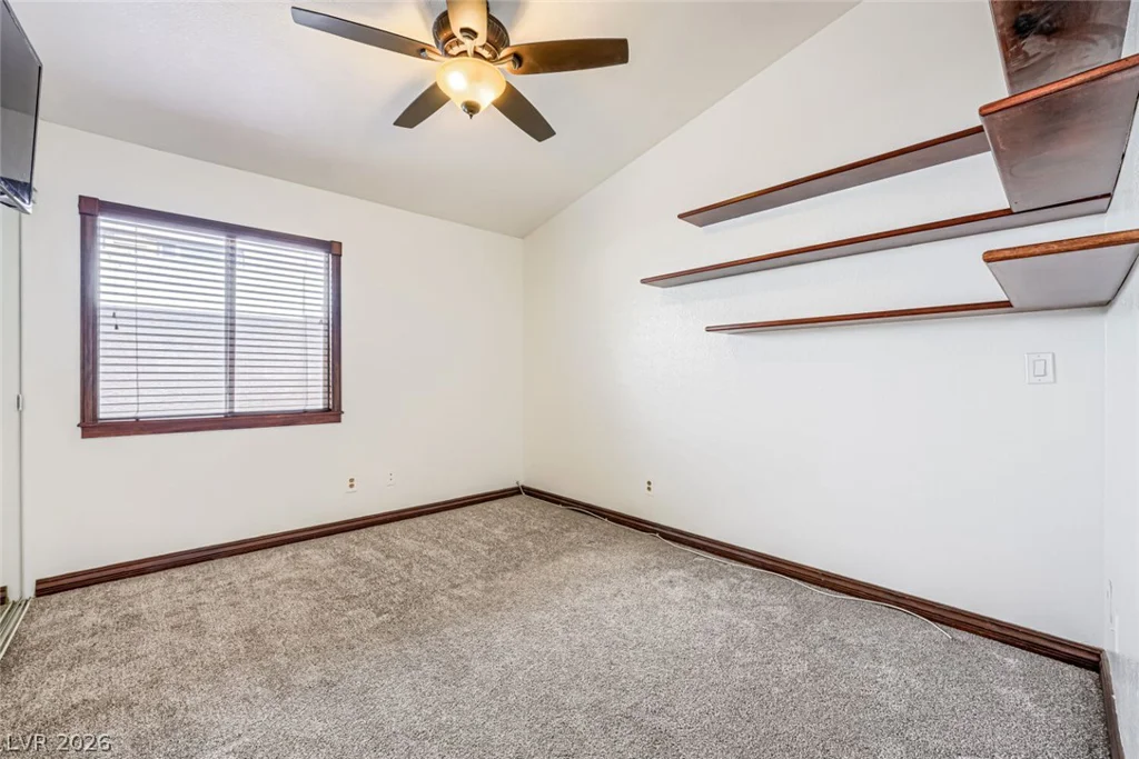 10236 Desert Wind, Las Vegas, NV 89144