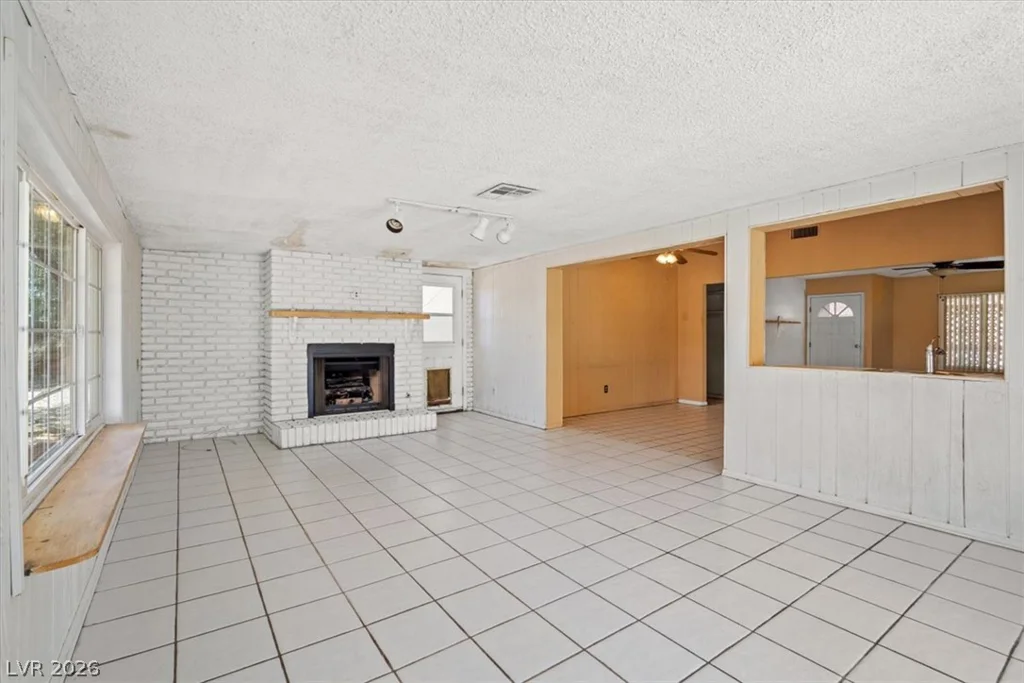 2248 Roundup, Las Vegas, NV 89119