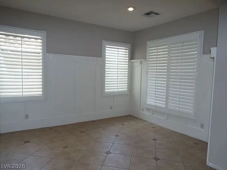 10825 Paradise, Henderson, NV 89052