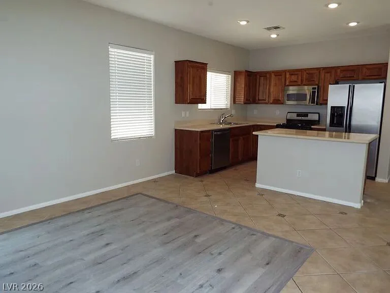 10825 Paradise, Henderson, NV 89052