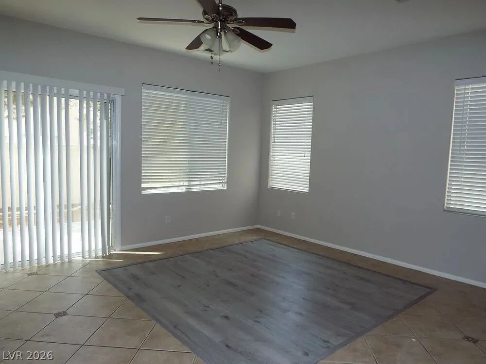 10825 Paradise, Henderson, NV 89052