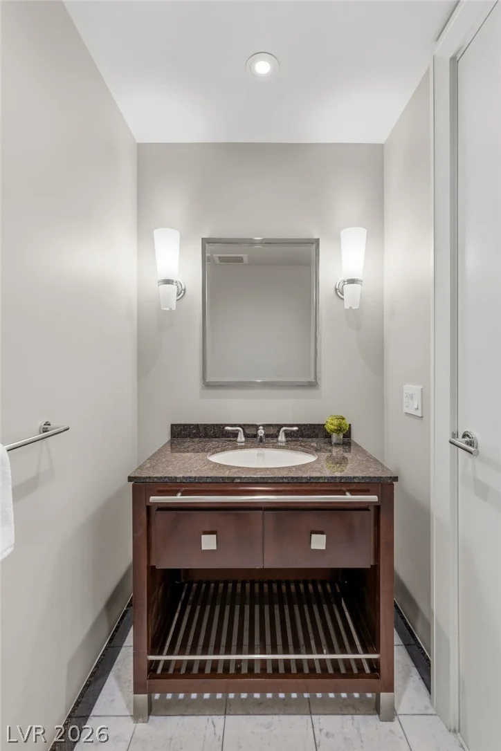 2700 Las Vegas, Las Vegas, NV 89109