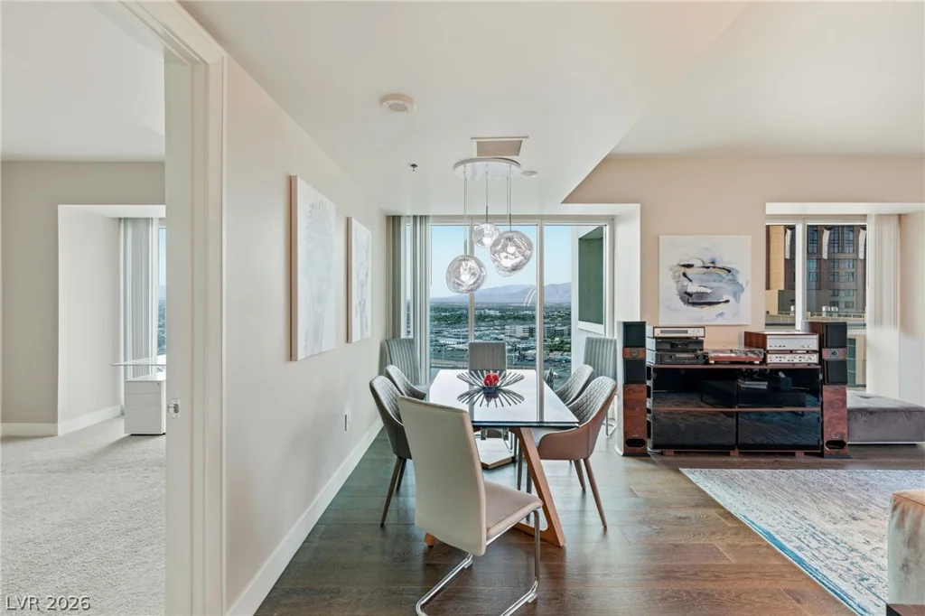 2700 Las Vegas, Las Vegas, NV 89109