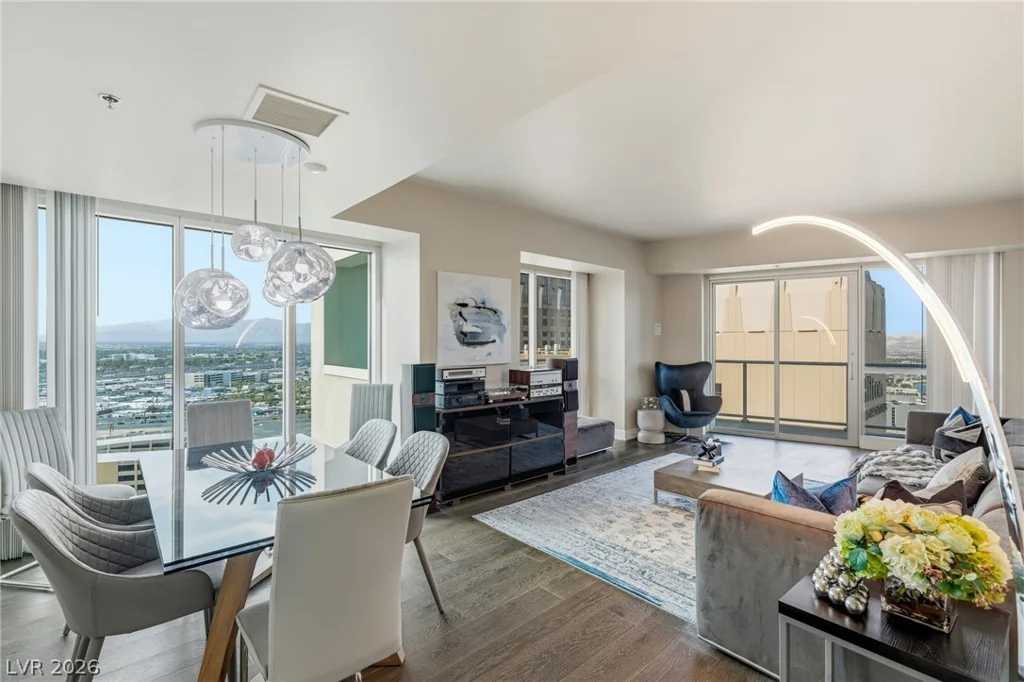 2700 Las Vegas, Las Vegas, NV 89109
