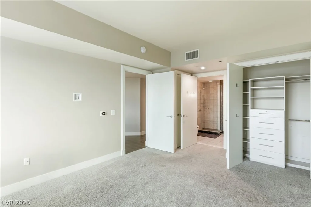 2700 Las Vegas, Las Vegas, NV 89109