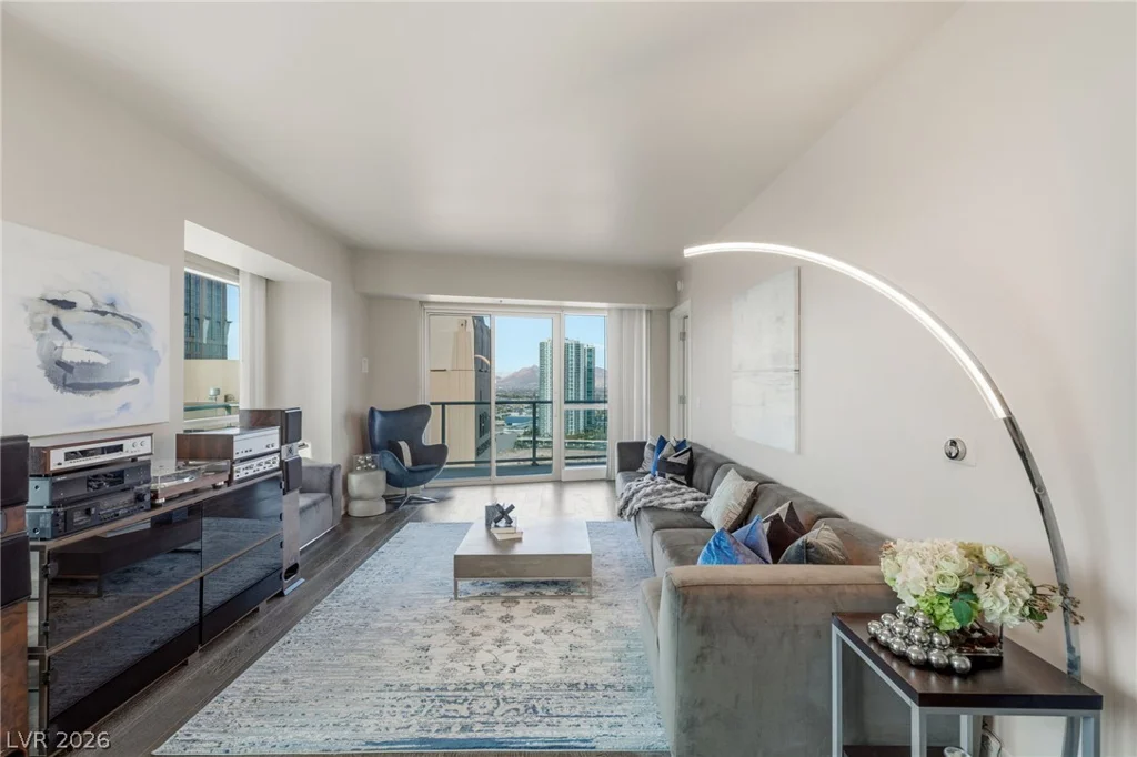2700 Las Vegas, Las Vegas, NV 89109