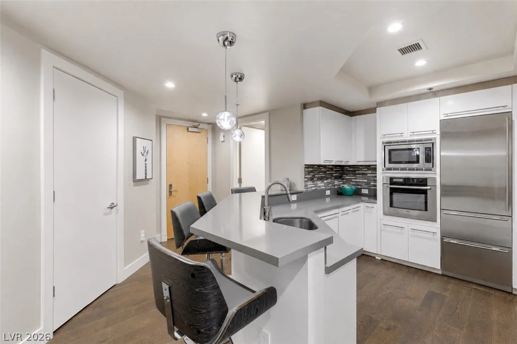 2700 Las Vegas, Las Vegas, NV 89109