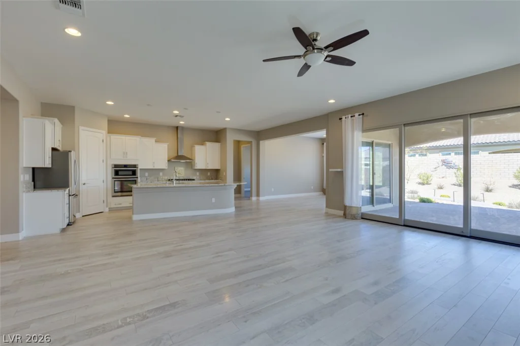 11822 Spadari, Las Vegas, NV 89138