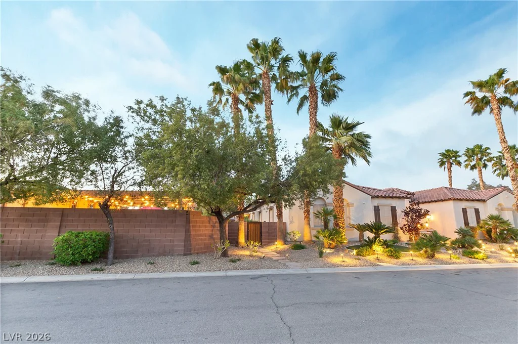 3540 Wisdom, Las Vegas, NV 89120