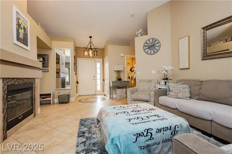 4401 Inez, Las Vegas, NV 89130