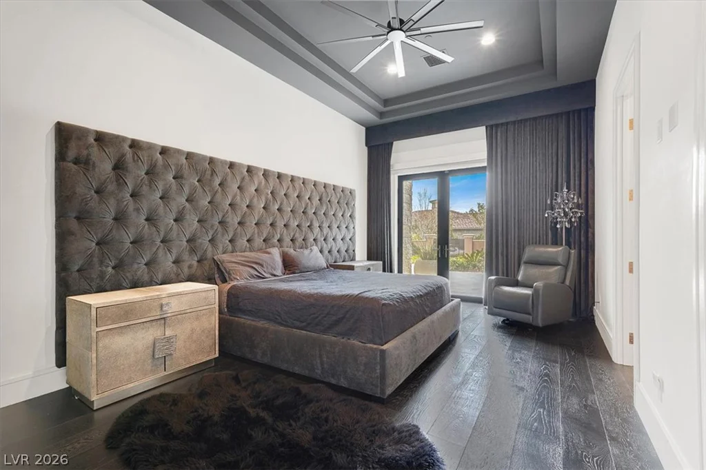 20 Pebble Hills, Las Vegas, NV 89141