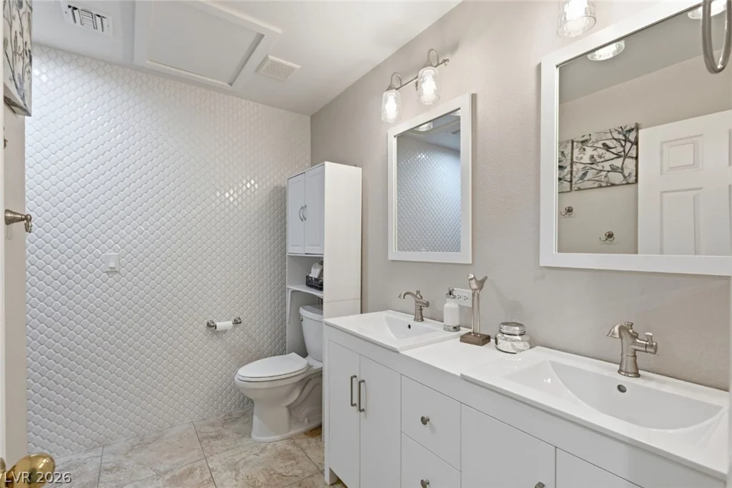 219 Cimarron, Las Vegas, NV 89145