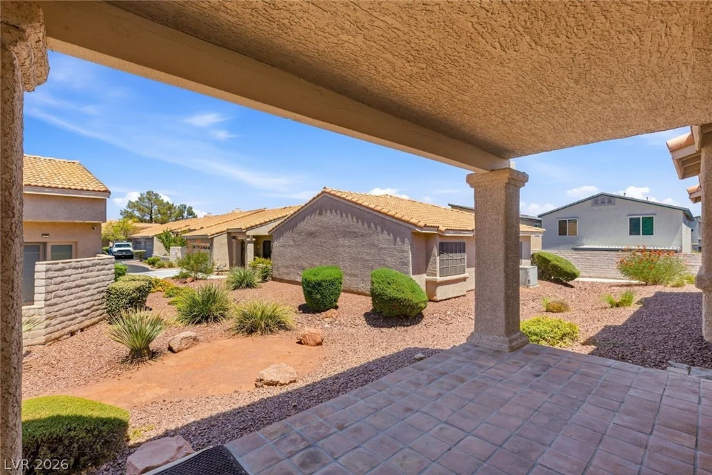 219 Cimarron, Las Vegas, NV 89145