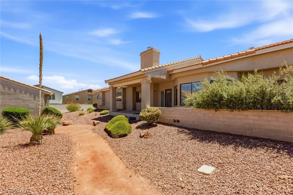 219 Cimarron, Las Vegas, NV 89145