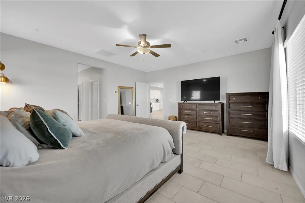 10160 Sequoia Falls, Las Vegas, NV 89149