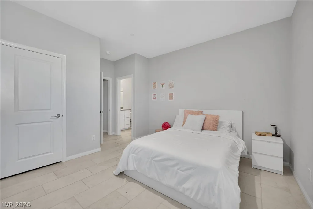 10160 Sequoia Falls, Las Vegas, NV 89149