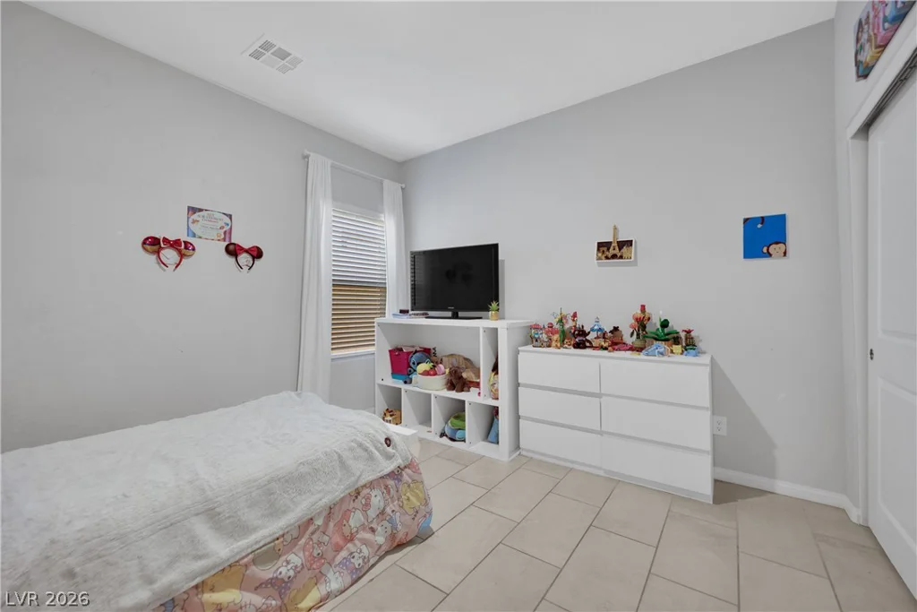 10160 Sequoia Falls, Las Vegas, NV 89149