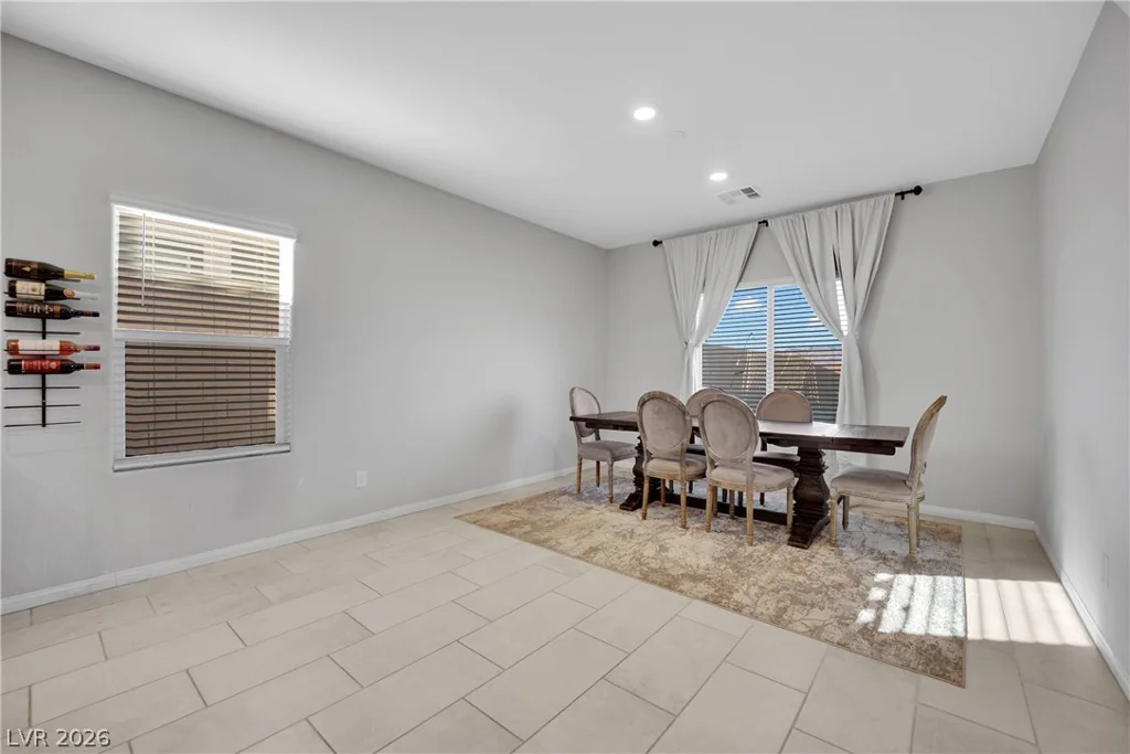 10160 Sequoia Falls, Las Vegas, NV 89149