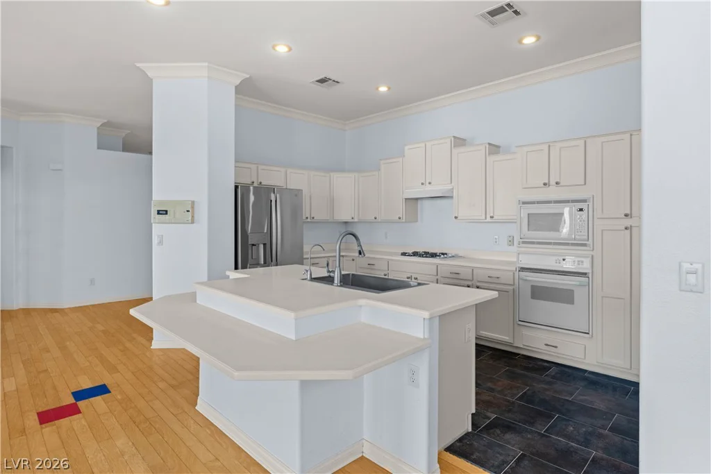 720 Viola, Henderson, NV 89002