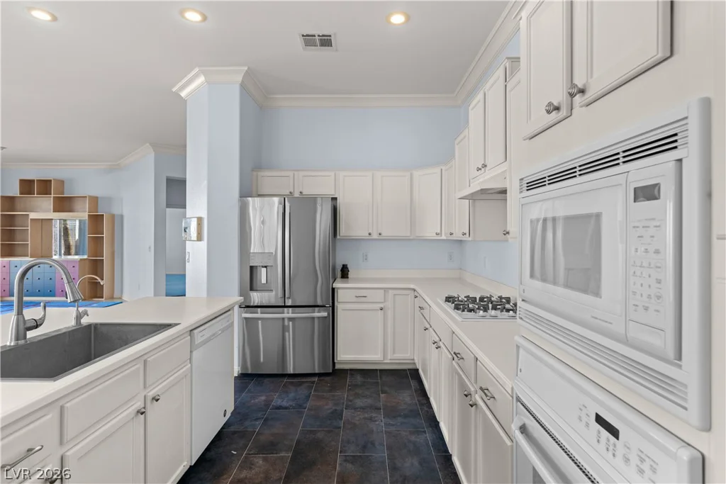 720 Viola, Henderson, NV 89002