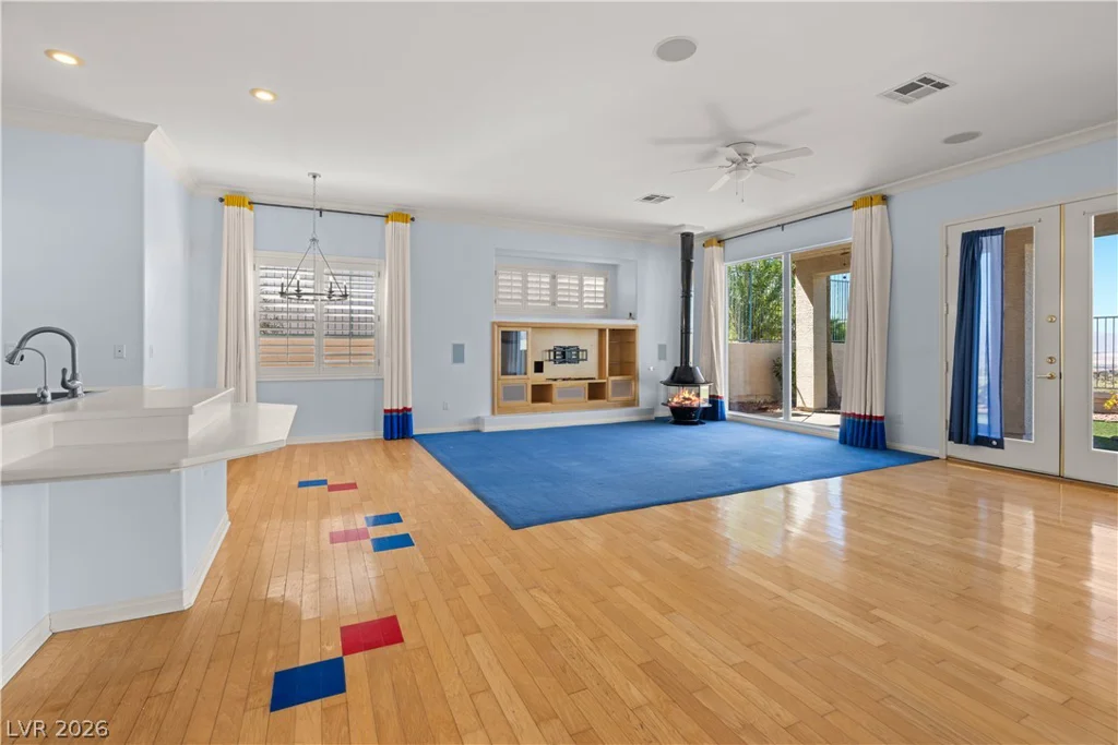720 Viola, Henderson, NV 89002