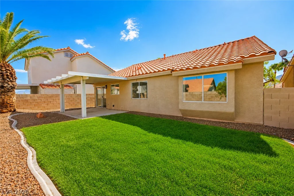 2543 River Oaks, Las Vegas, NV 89156
